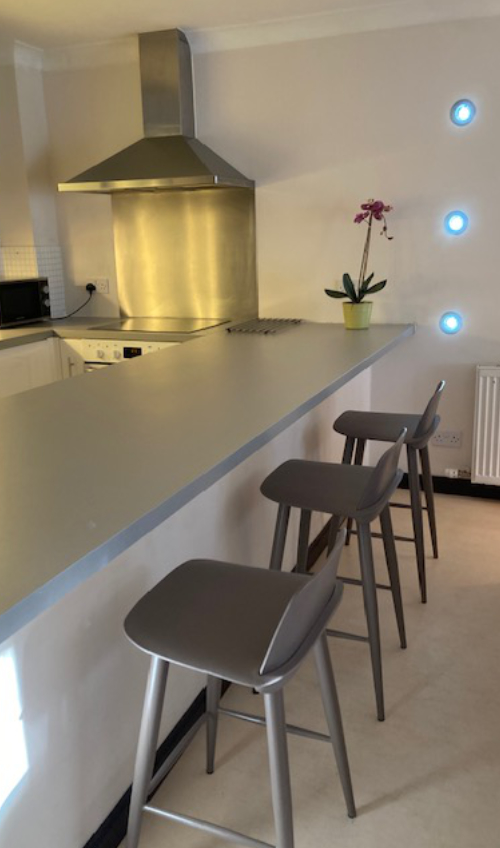 breakfast bar and kitchen